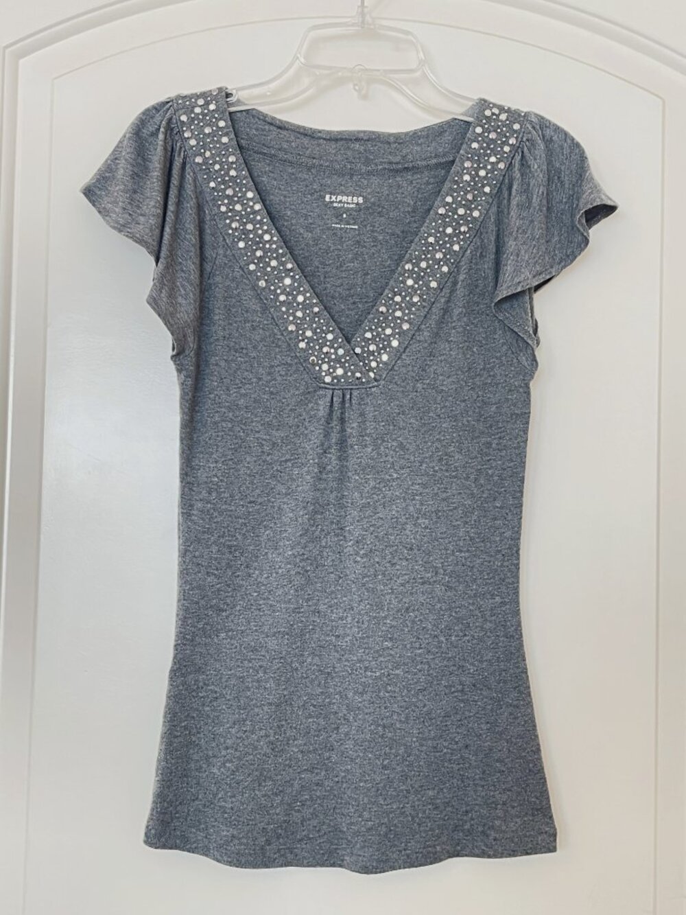 Express Sexy Basic Shirt Top Gray Silver Stud Flutter Sleeve Small
